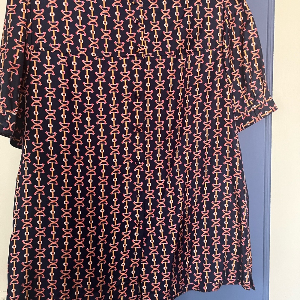 Lilly Pulitzer Size 12 Silk button up blouse Blue Multi horse bit pattern EUC